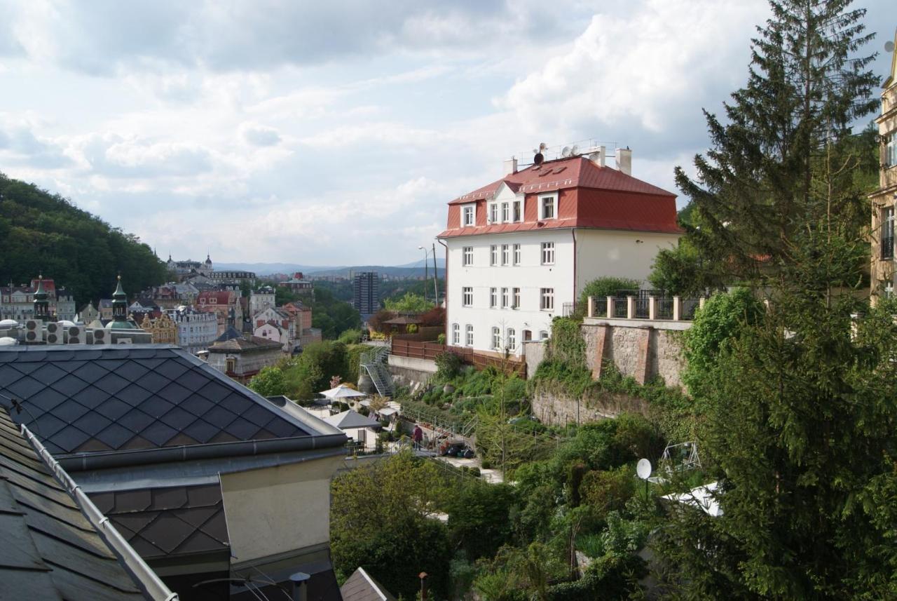 Karlovy Vary, Dum U Mari Magdaleny - 100 M Od Vridla Buitenkant foto